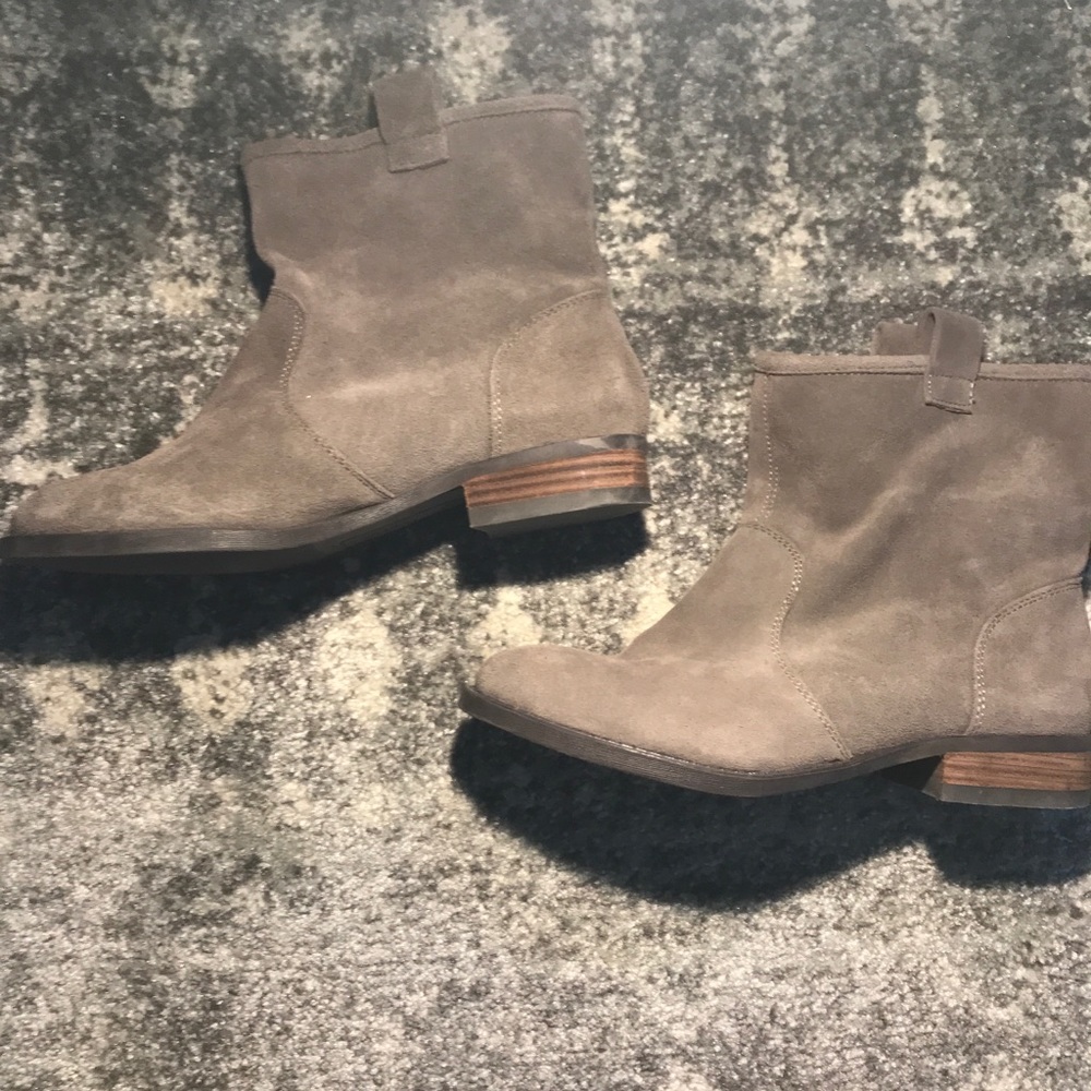 Grey booties